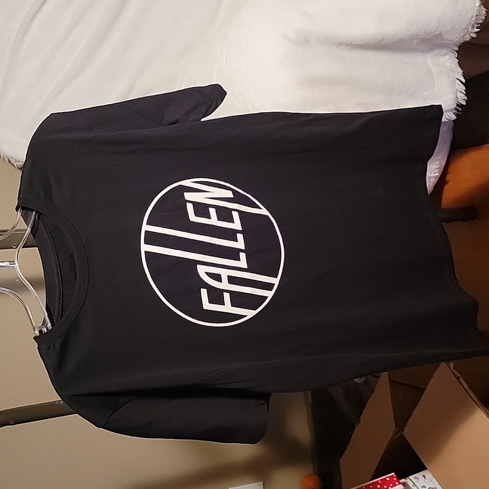 Fallen Circle Tee